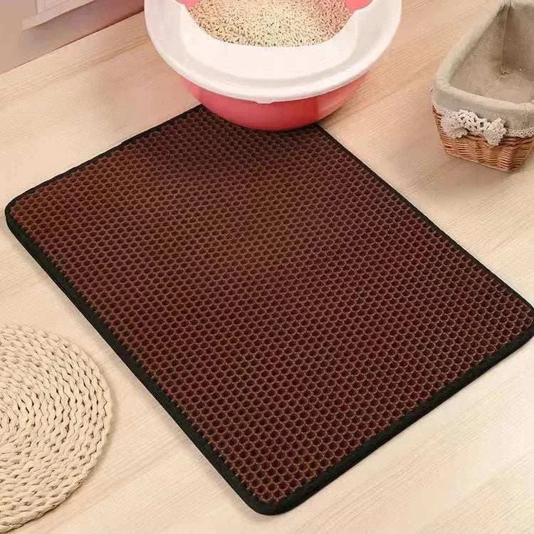Double layer waterproof cat litter mat with honeycomb surface and non-slip base for litter trapping and easy cleaning