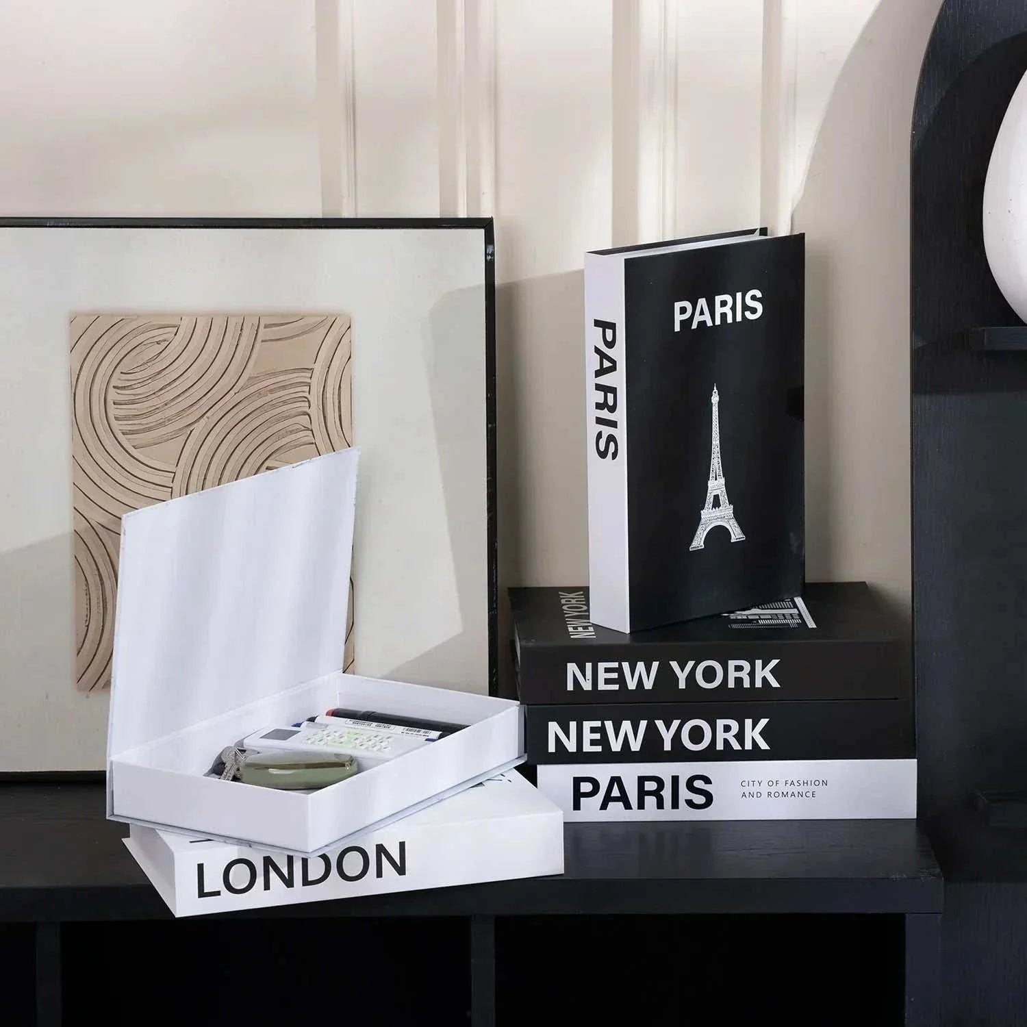 Luxury decorative fake book storage box with magnetic closure for home decoration