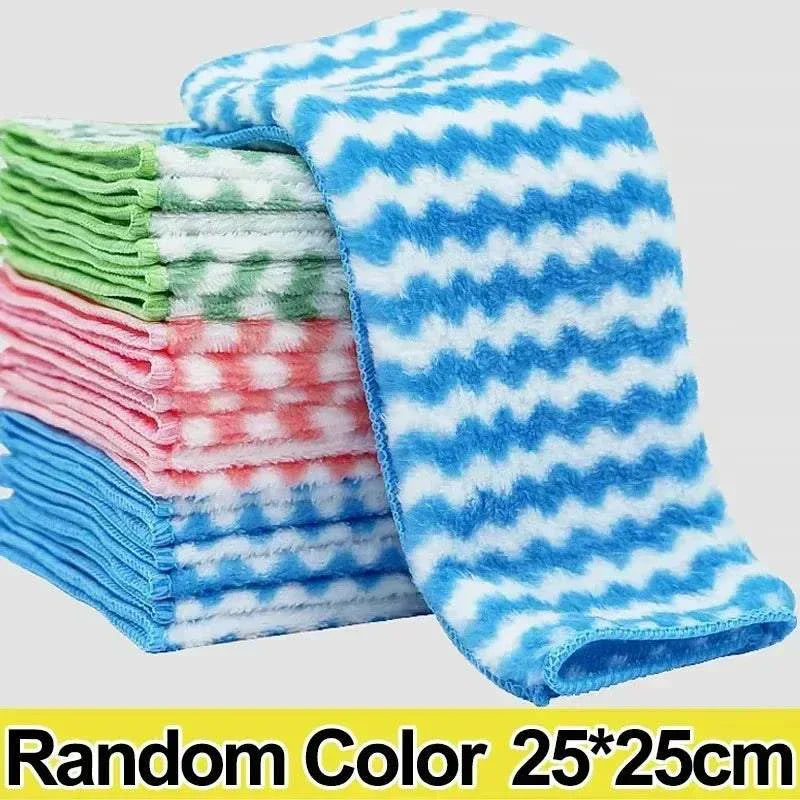Set of ultra-absorbent light gray kitchen towels made of soft microfiber for effective cleaning