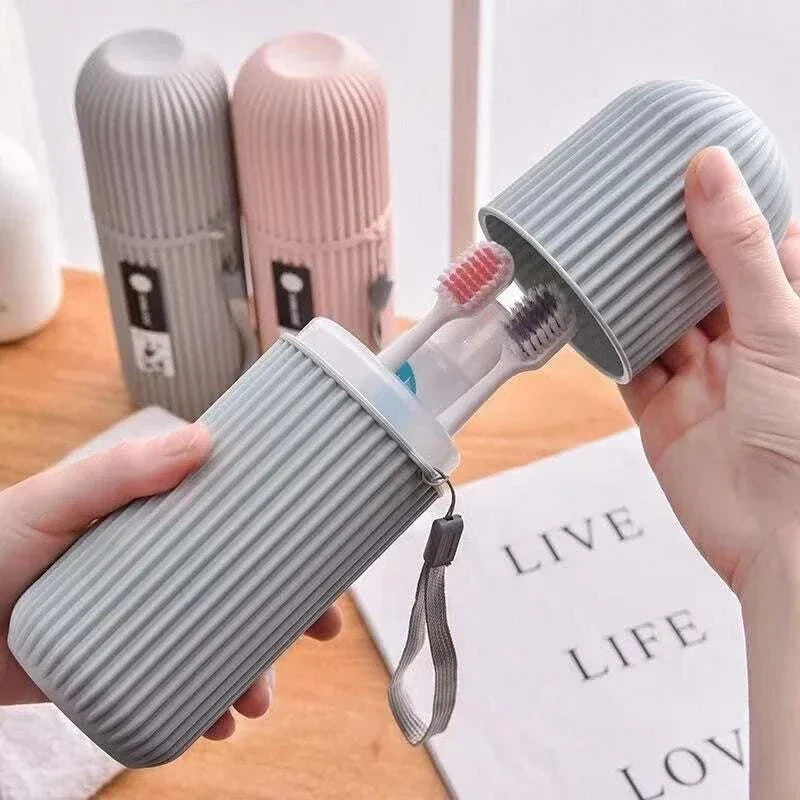 Portable toothpaste toothbrush storage box, durable and hygienic travel case